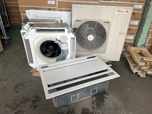 【三相 200V】 2023年製 東芝 業務用エアコン 14.0kw（5馬力）ツイン天カセ4方向 MMU-UP711H